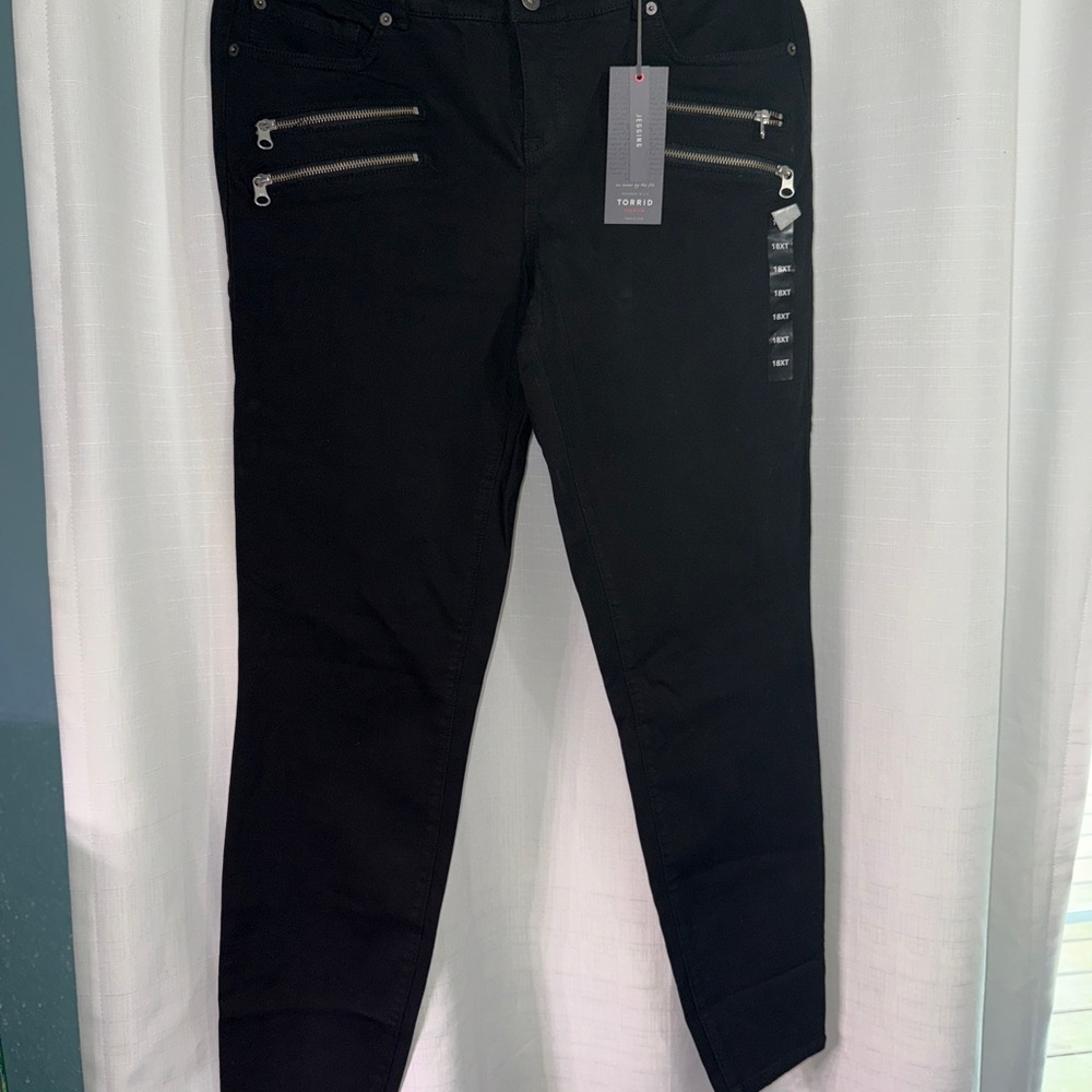 Black Jeggings with Zipper Details 18XT (extra tall)